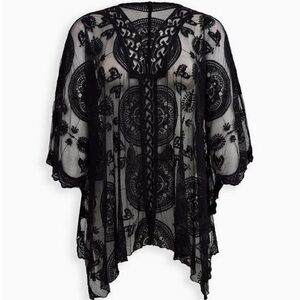 Torrid Size O/S Black Lace Scalloped Edge Poncho - NWT